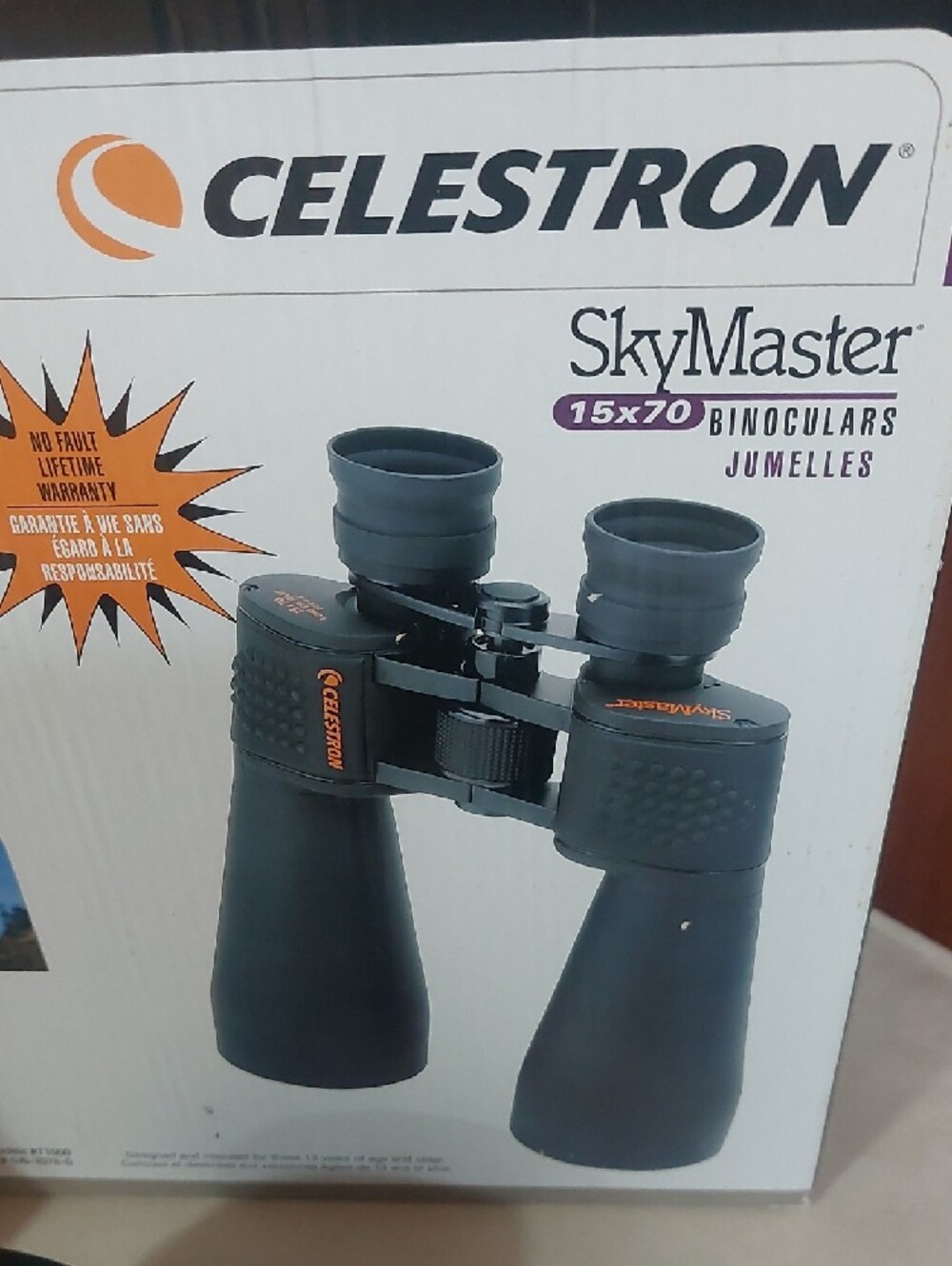 SkyMaster 15x70 Binoculars — Black - Picture 3 of 9